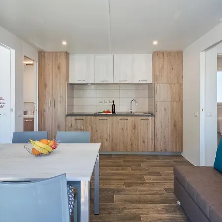 Aldeamento Turístico Mobile Homes Premium Relax Park Umag By Camp4you